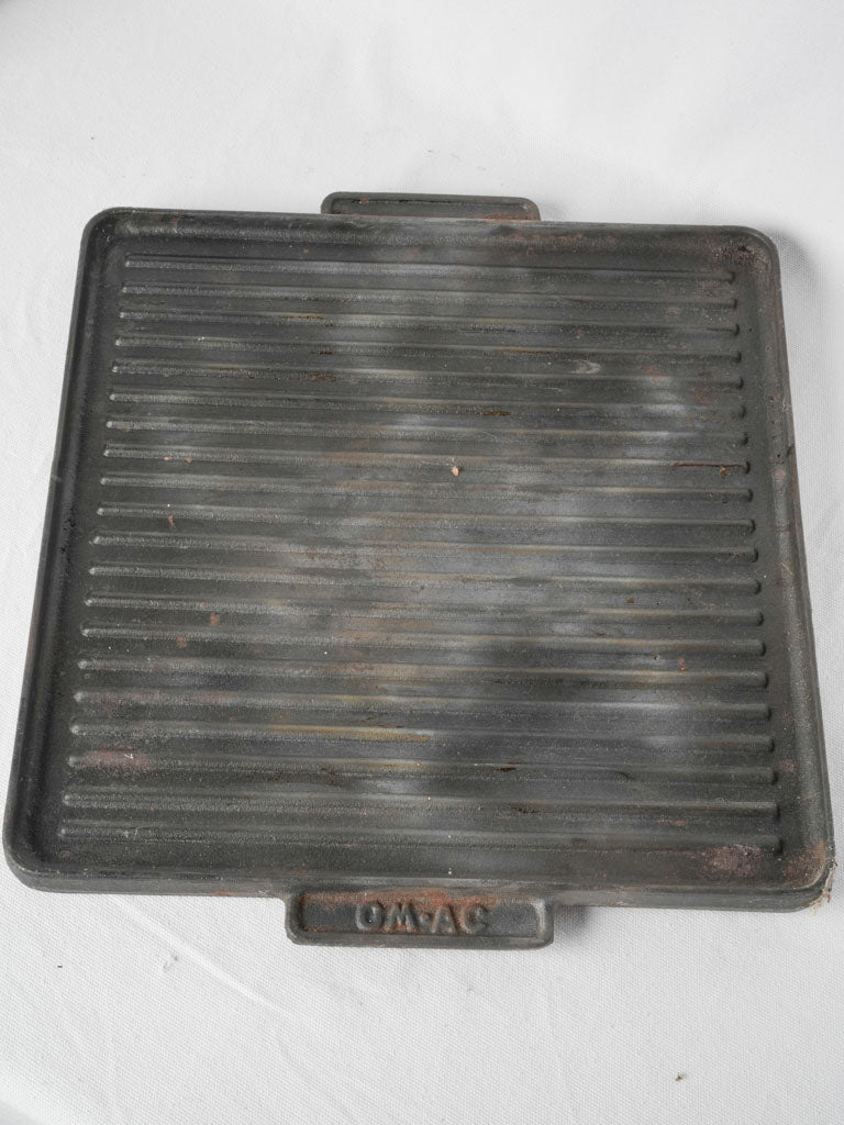 Rustic cast iron grill pan