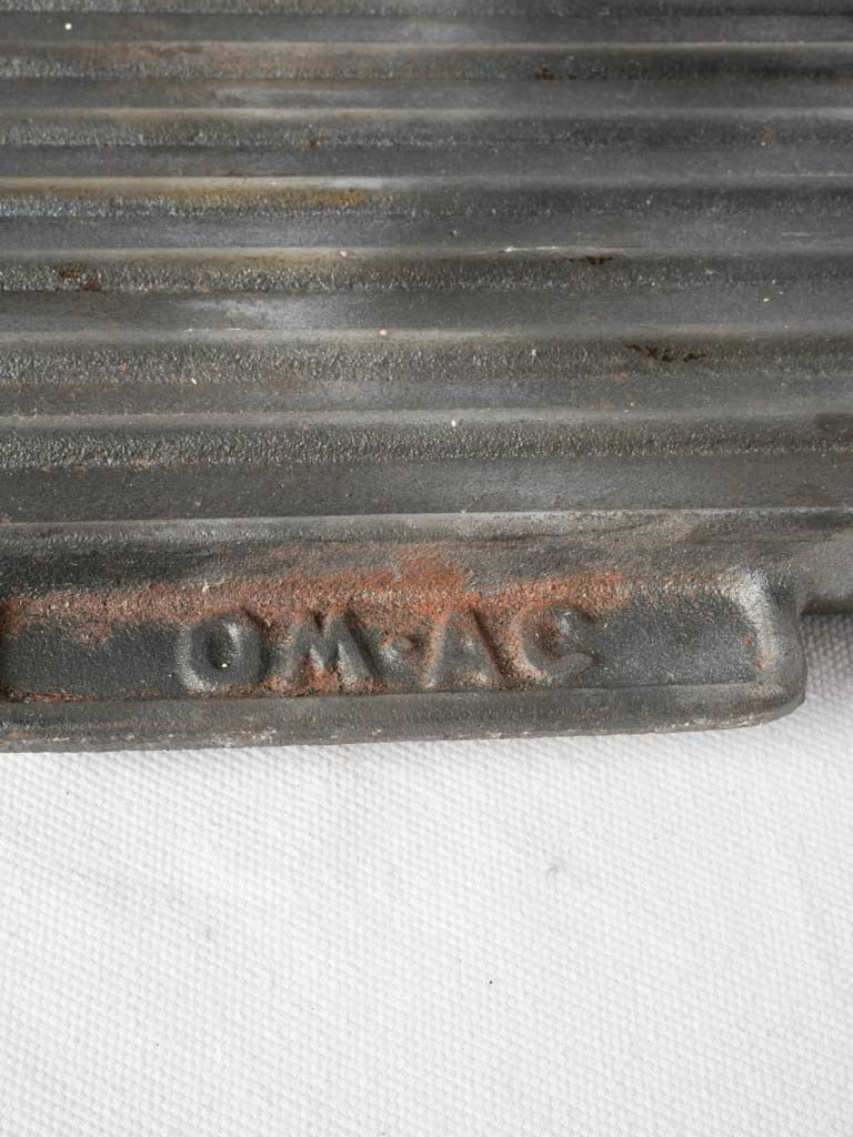 Functional cast iron grill