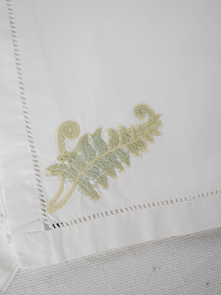 Provencal-style, leaf-embroidered cloth napkins