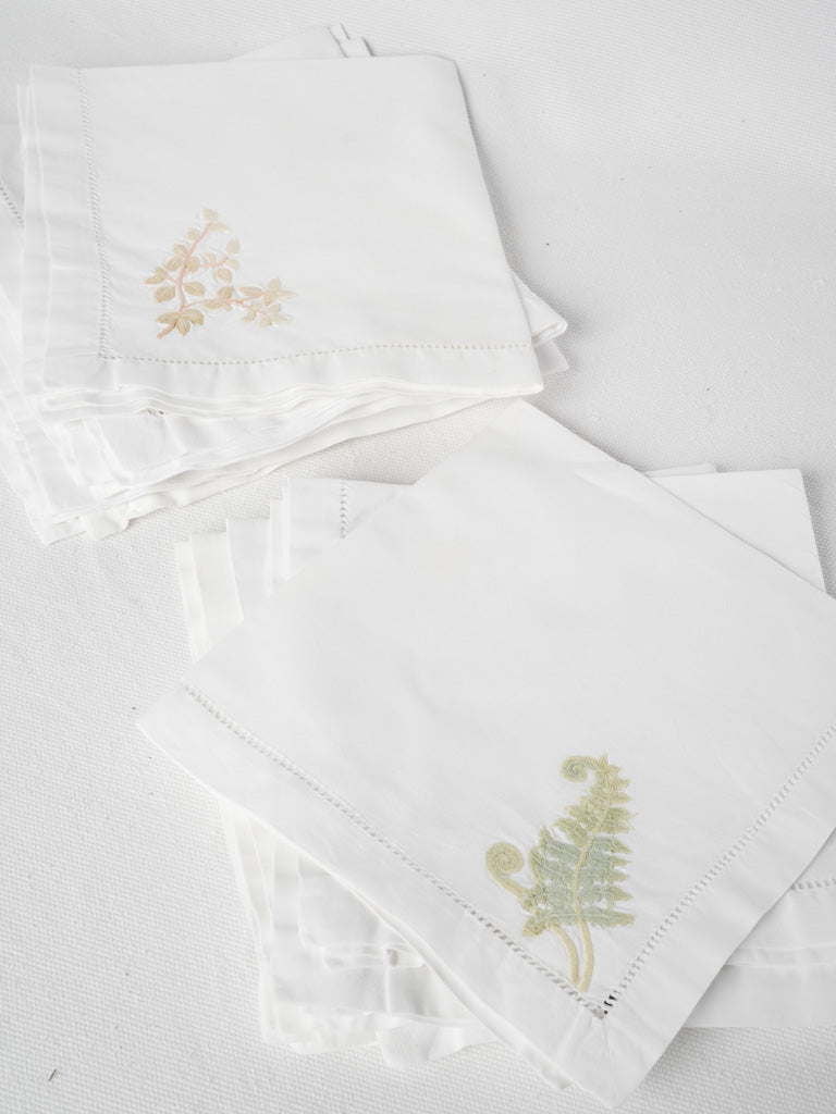 Rustic, hemstitched napkins from Provence