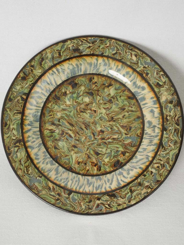 Elegant vintage Uzes mixed clay plate