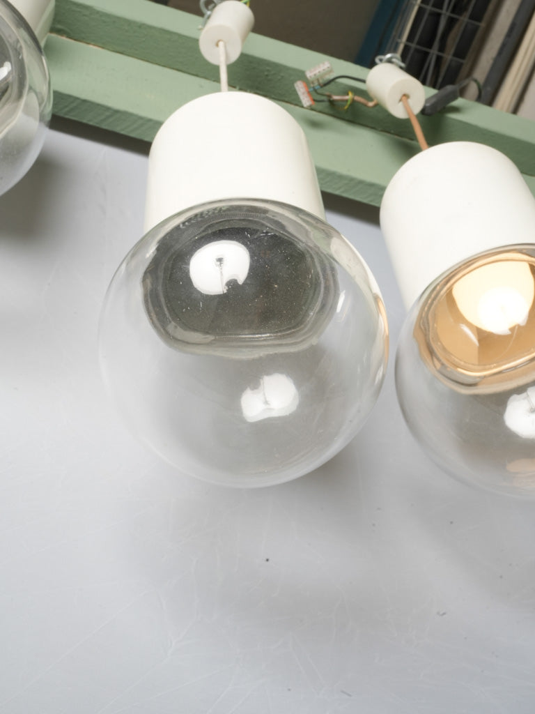 Classic styled kitchen island lighting