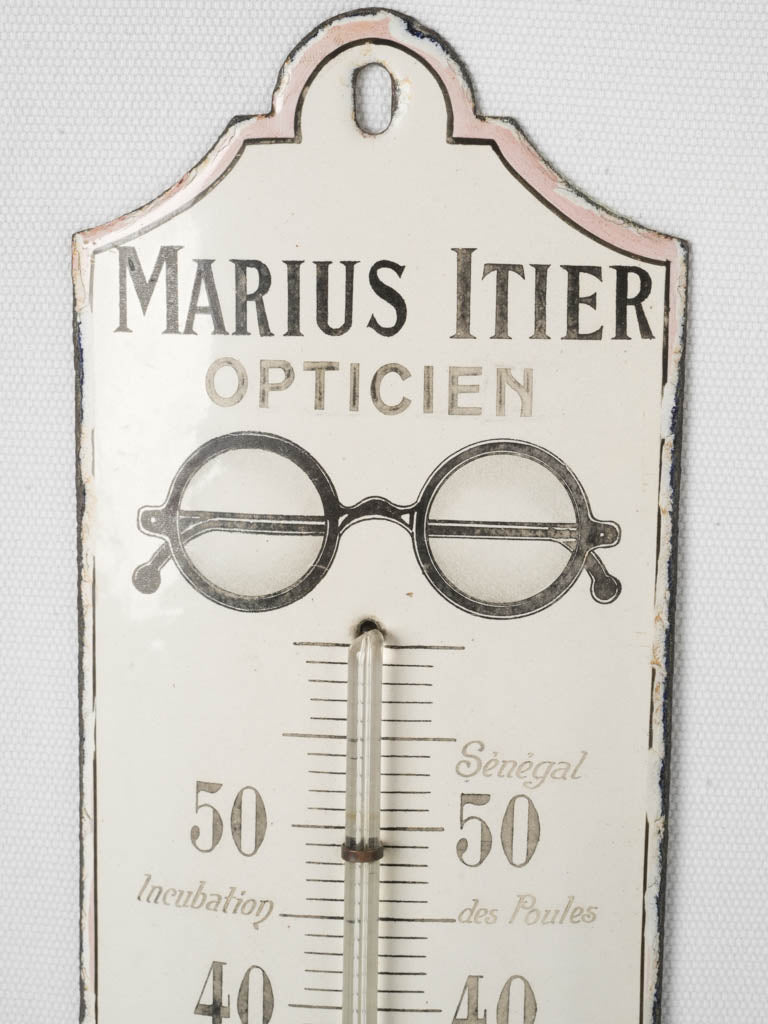 Classic and contemporary Optician thermometer 