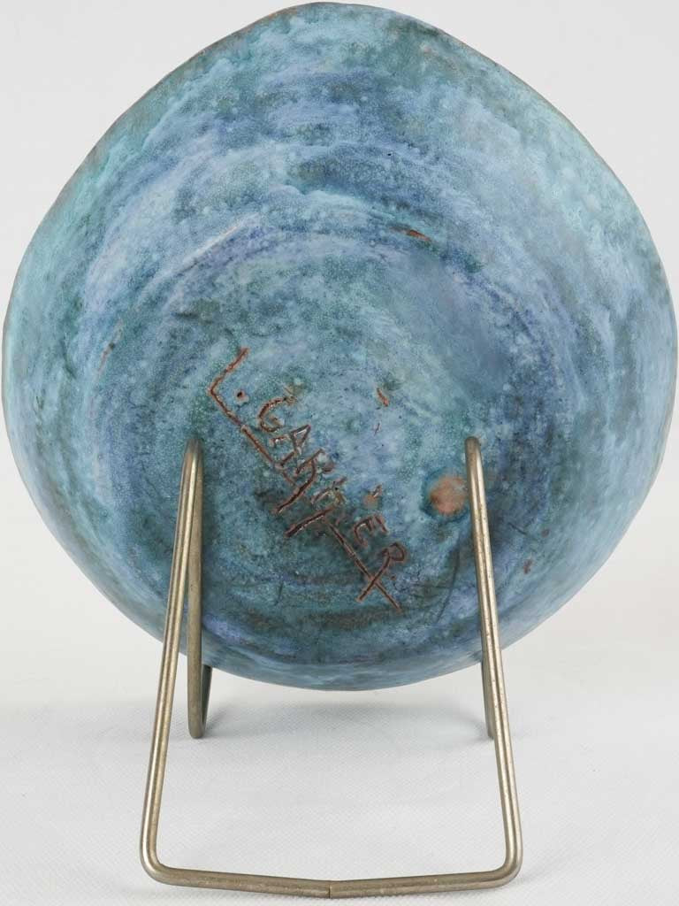 Nostalgic blue-glazed pocket emptier pottery