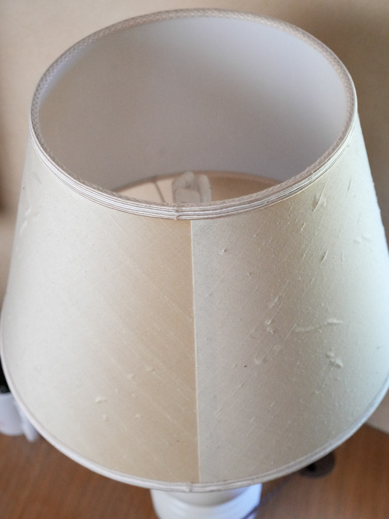 White vintage ceramic table lamp