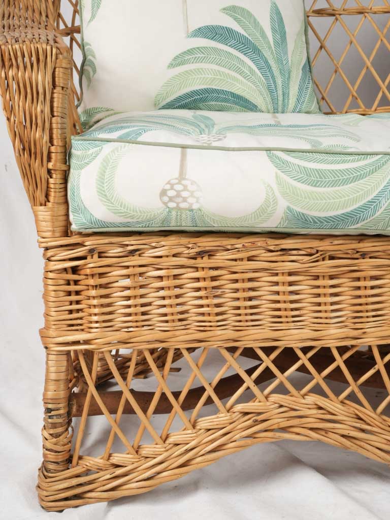 Compact Coastal Wicker Settee