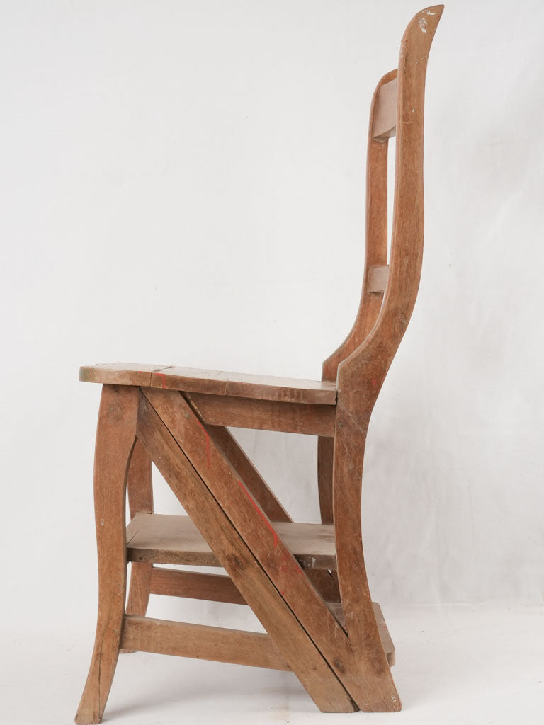 Distressed painted dual-purpose ladder-chair