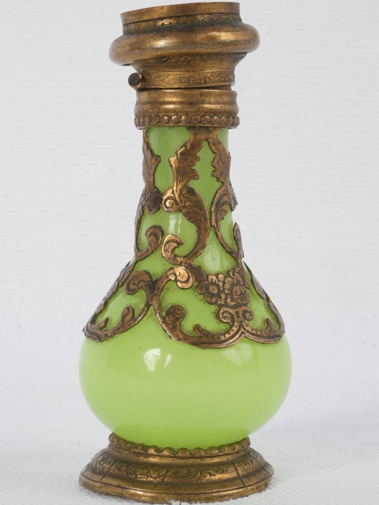 Aesthetic, Floral-Embellished Snuff Container