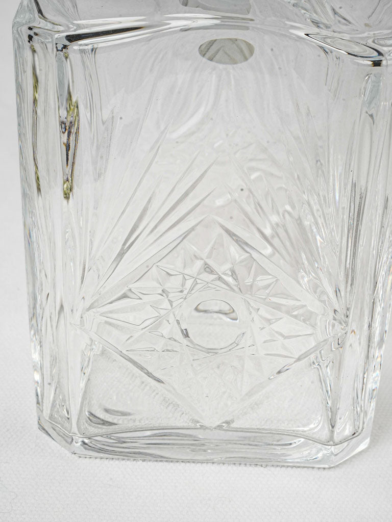 Geometric elegance crystal barware