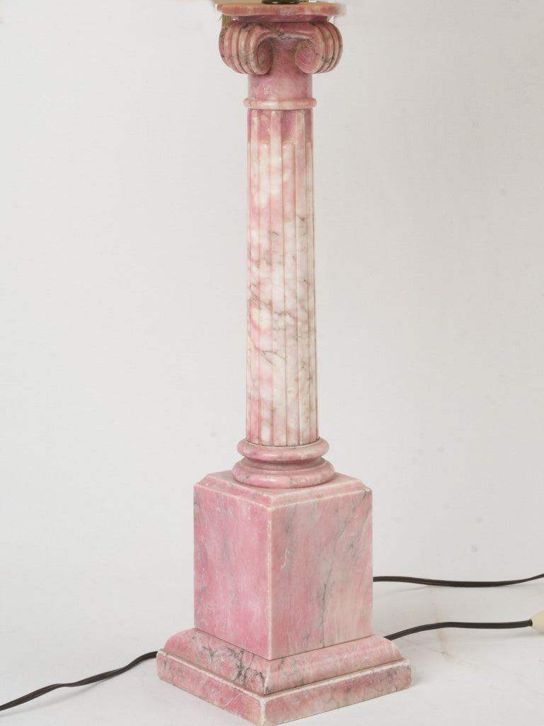 Decorative Fluted Shaft Lamp