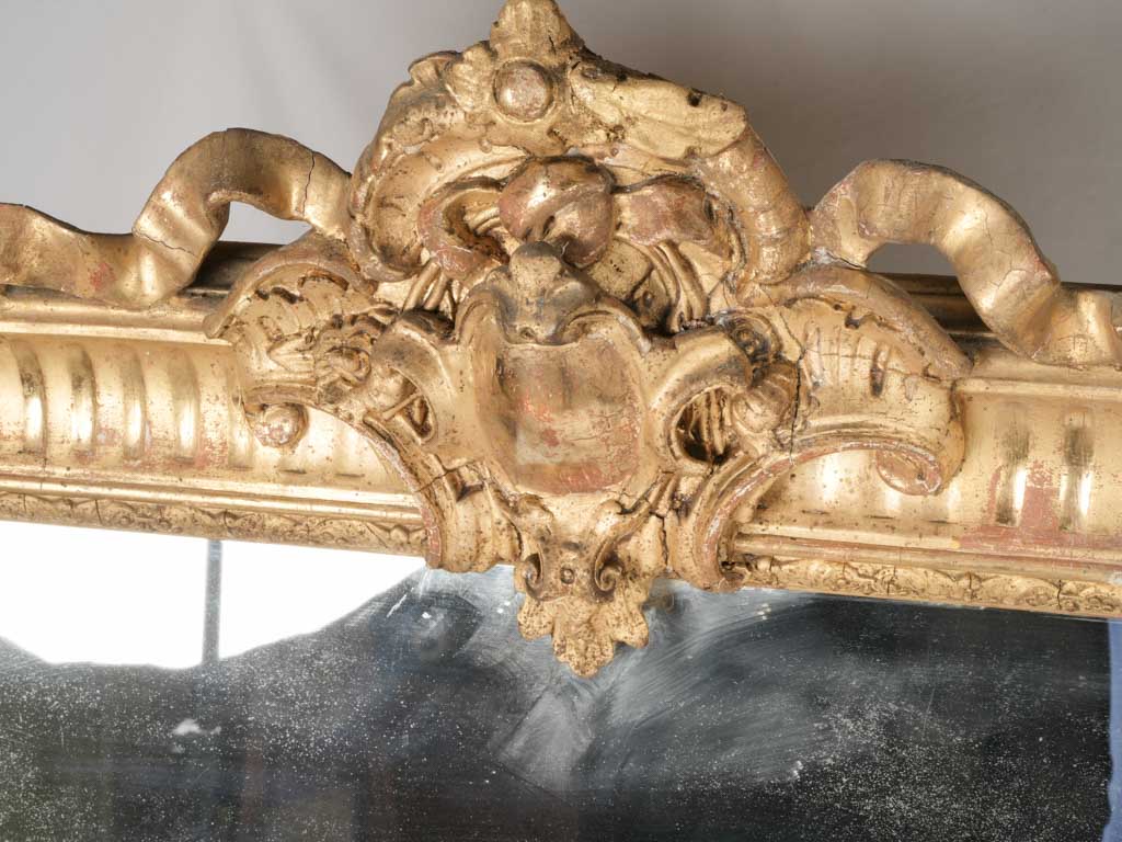 Sophisticated Giltwood Rectangular Mirror