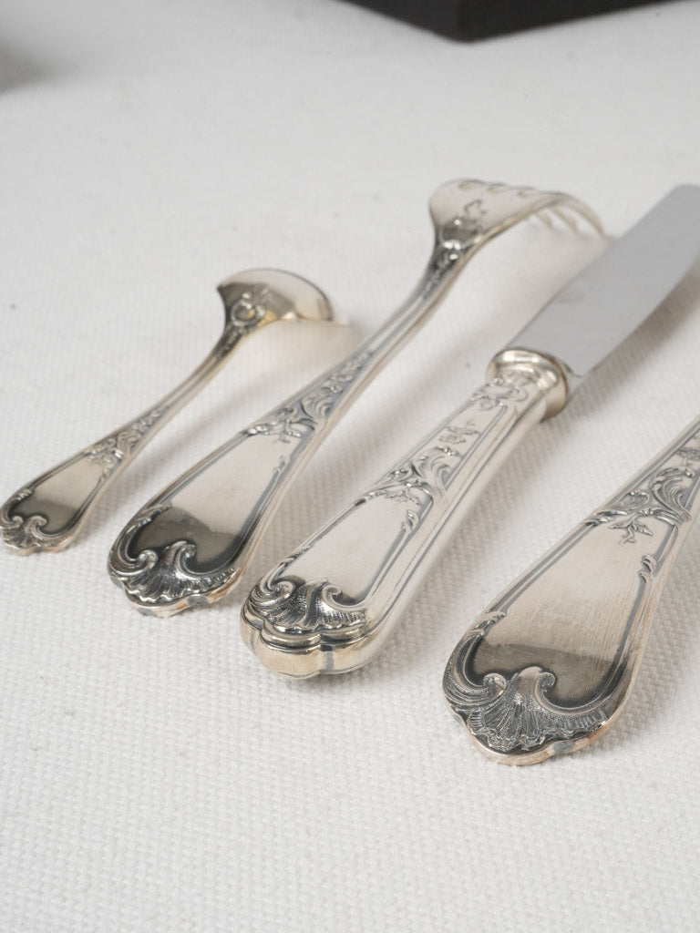 High-end crafted silver cutlery