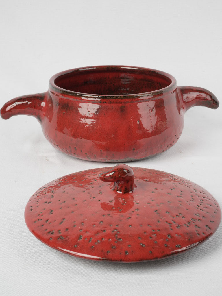 Weathered Gérard Hofmann pottery tureen | Pair of large red ceramics - Gérard Hofmann (1917-1965) - 20½