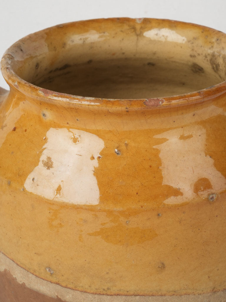 Warm ocher glazed French pot