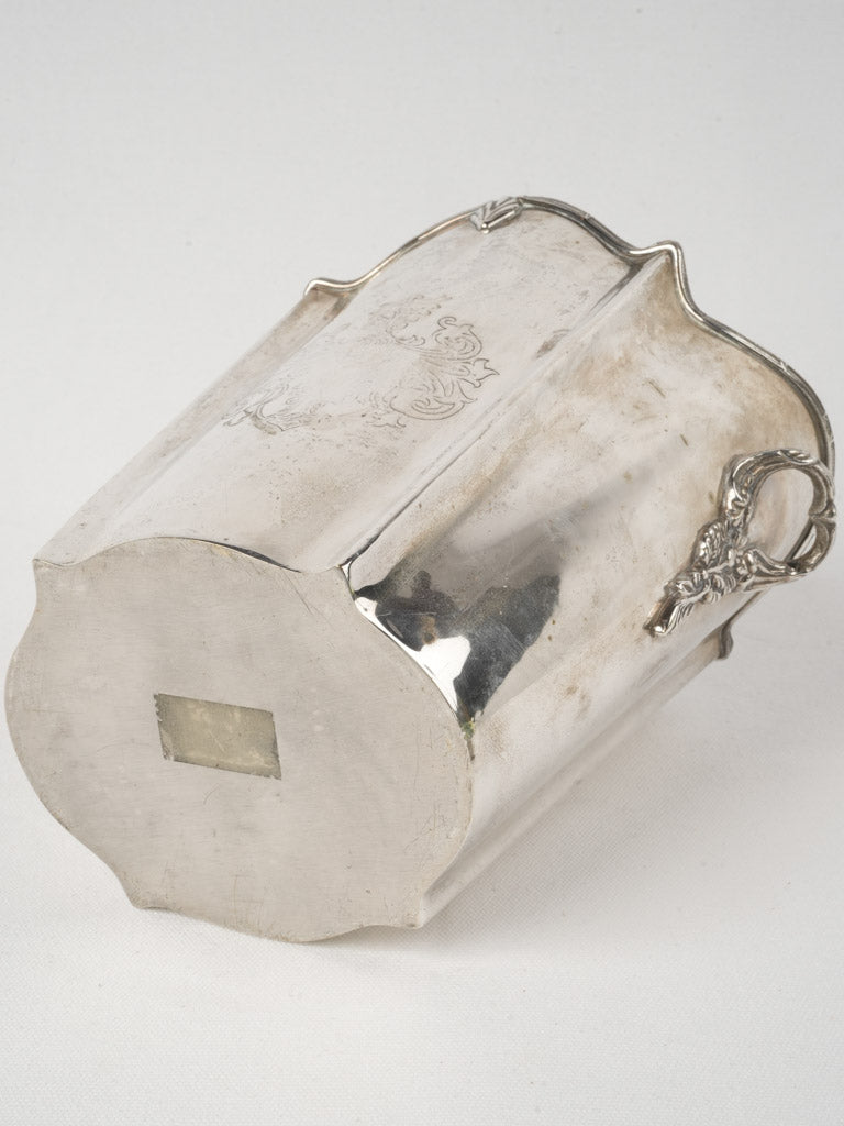 Timeless elegance silver-plated cooler