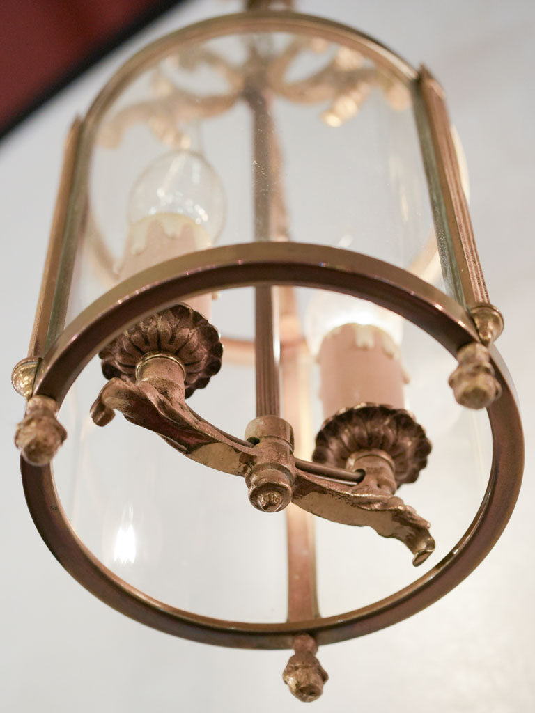 Daisy-shaped ceiling brass light