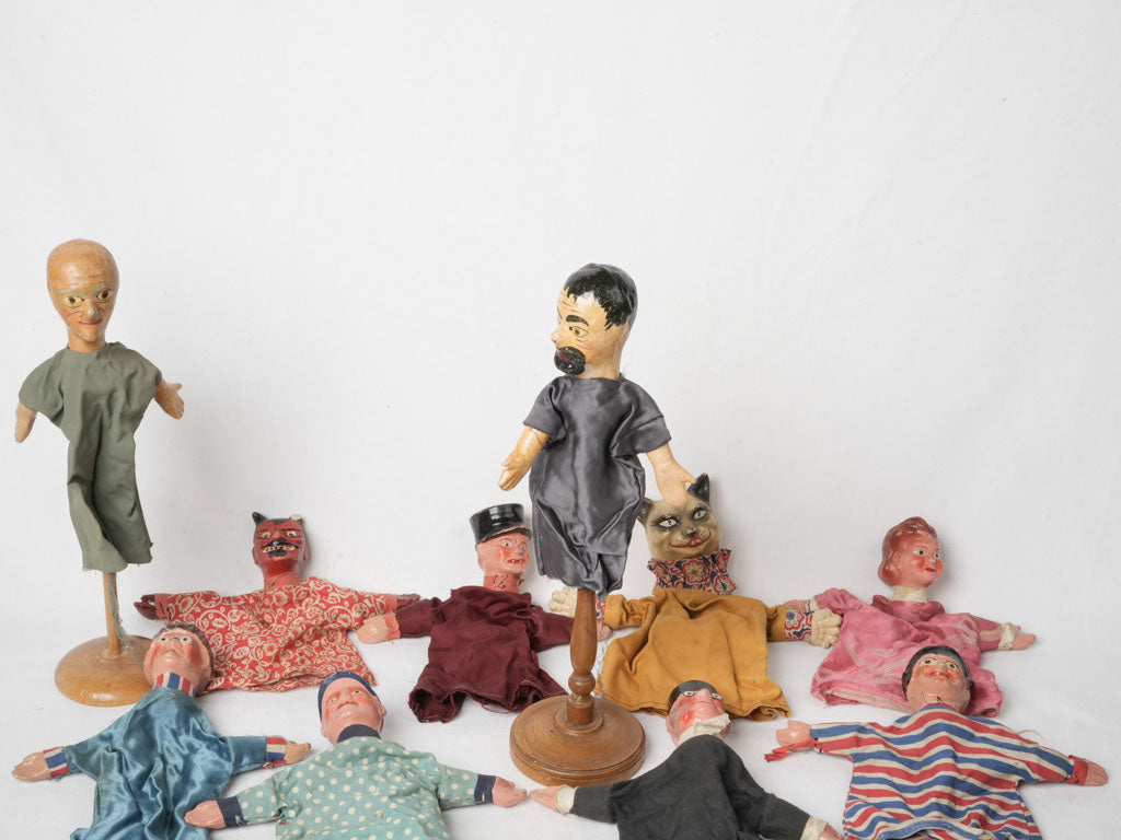 Provenance-rich early 20th-century puppets  