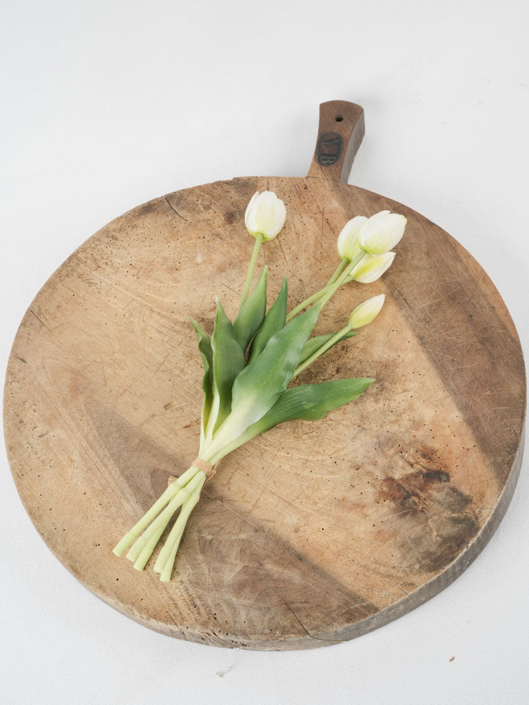 Round, rustic walnut VB cutting board