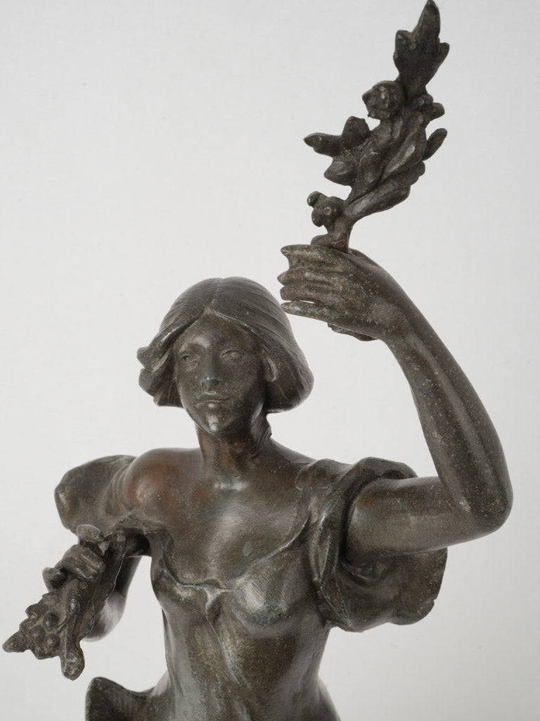 Detailed Craftsmanship Art Nouveau Statuette