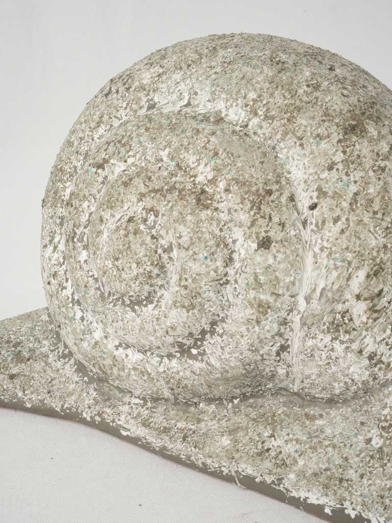 Charming textured snail ornament