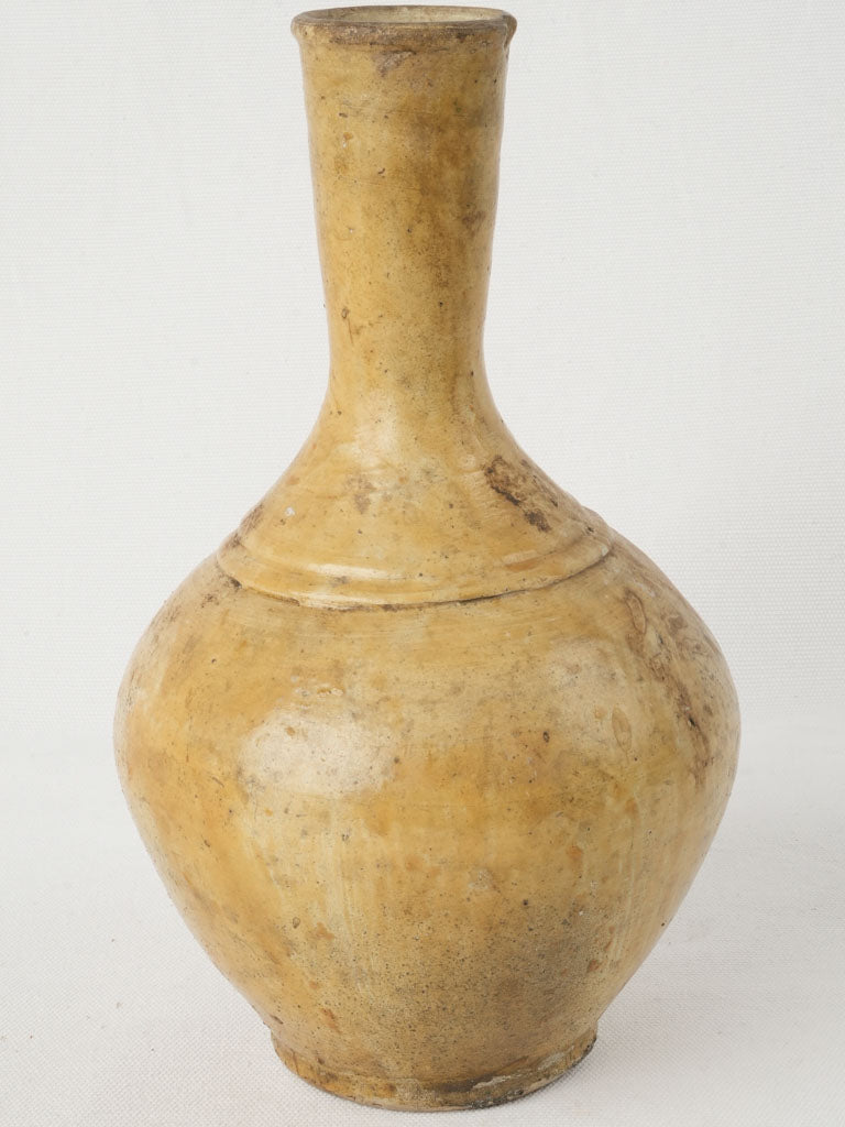 Organic 19th-century pottery piece  