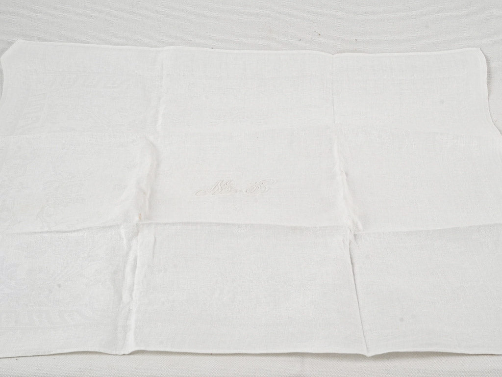 Rustic embroidered linen PW serviettes