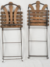 Foldable rustic indoor accent chairs  