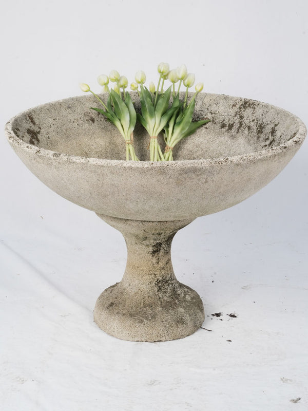 Textured classic concrete pedestal basin  