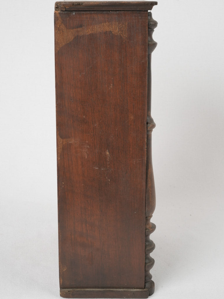 Elegant late 19th-century mail slot