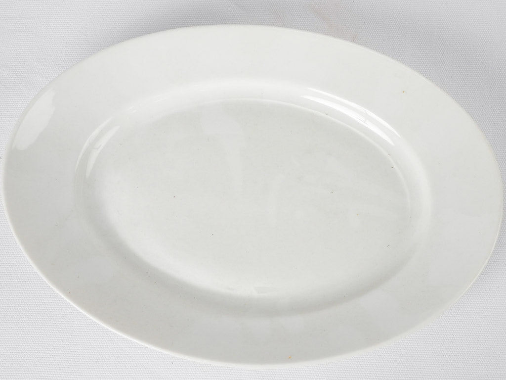 Refined antique decorative porcelain platter