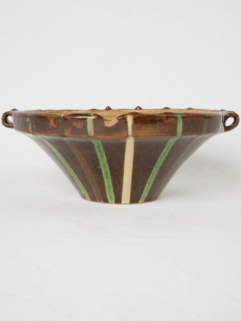 Petite dark brown decorative bowl