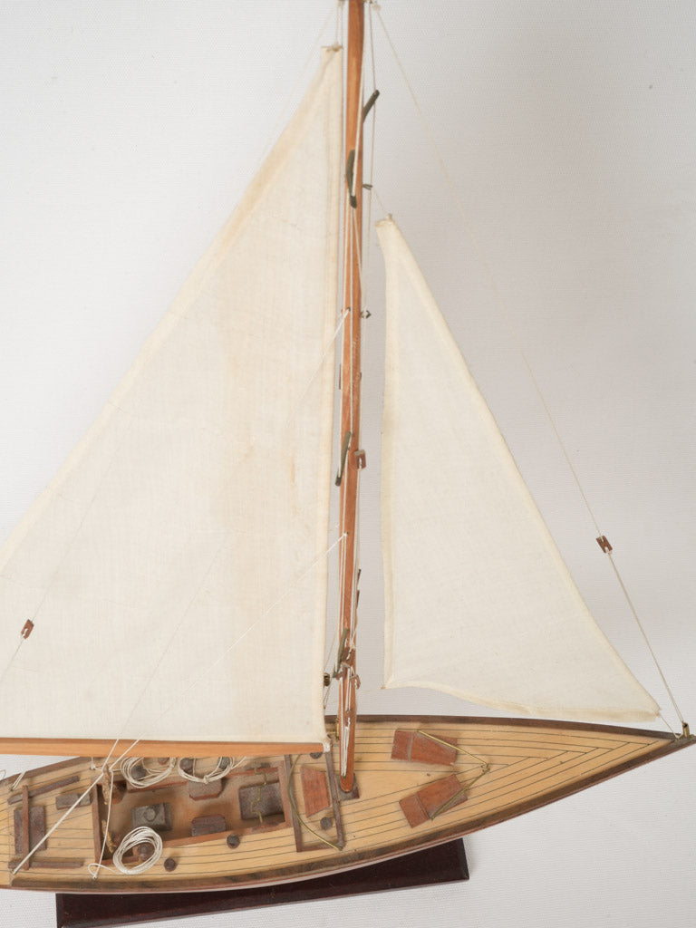 Vintage model racing yacht, Australia II - 26" x 21¼”