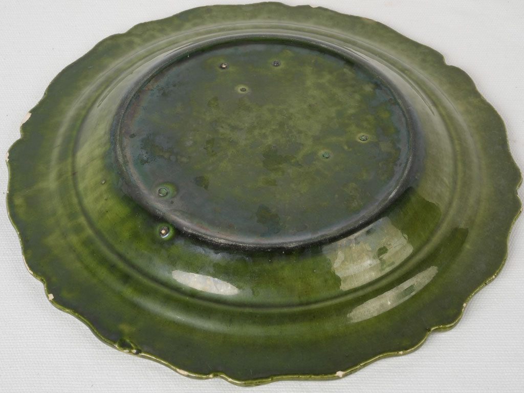 Timeless Green Scalloped Edge Dinner Plate