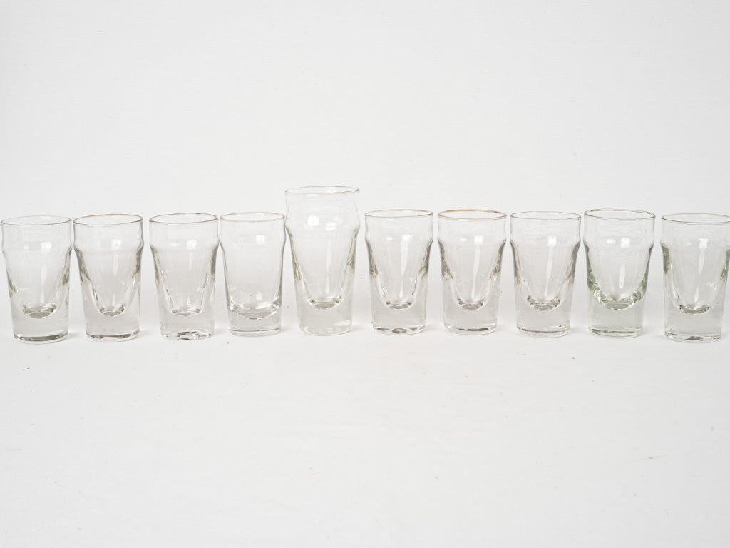 Uniquely crafted pub beer glass set