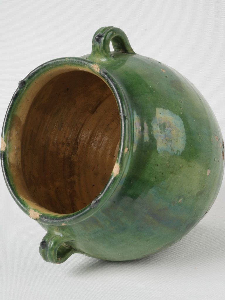 Aged green ceramic French design