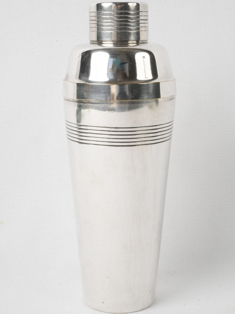 Sophisticated incised Art Deco shaker