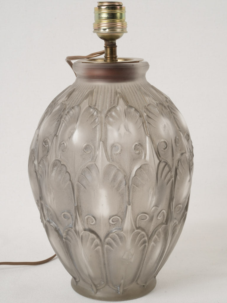 Stylishly versatile antique vase lamp  