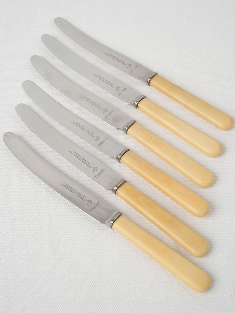 Elegant, antique English cutlery set