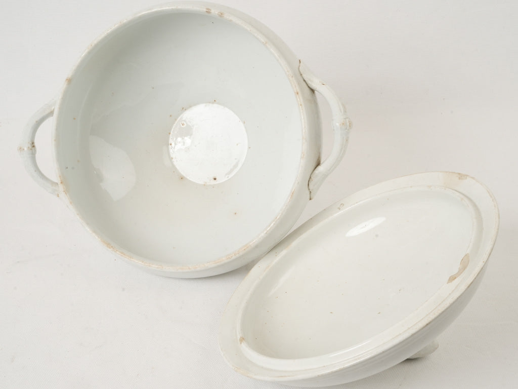 Decorative white tureen bowl