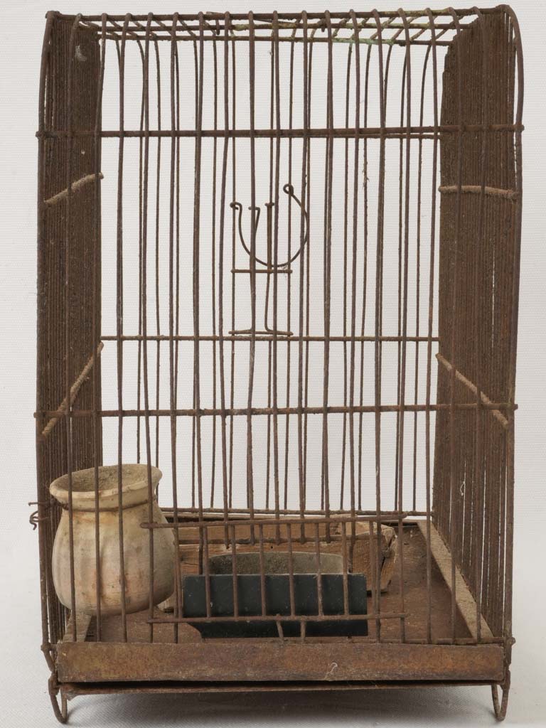 Arched top functional birdcage  