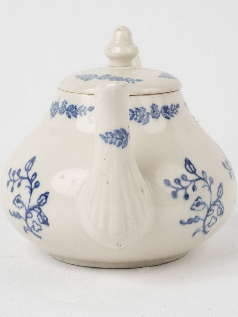 Durable Saint-Uze ceramic floral teapot