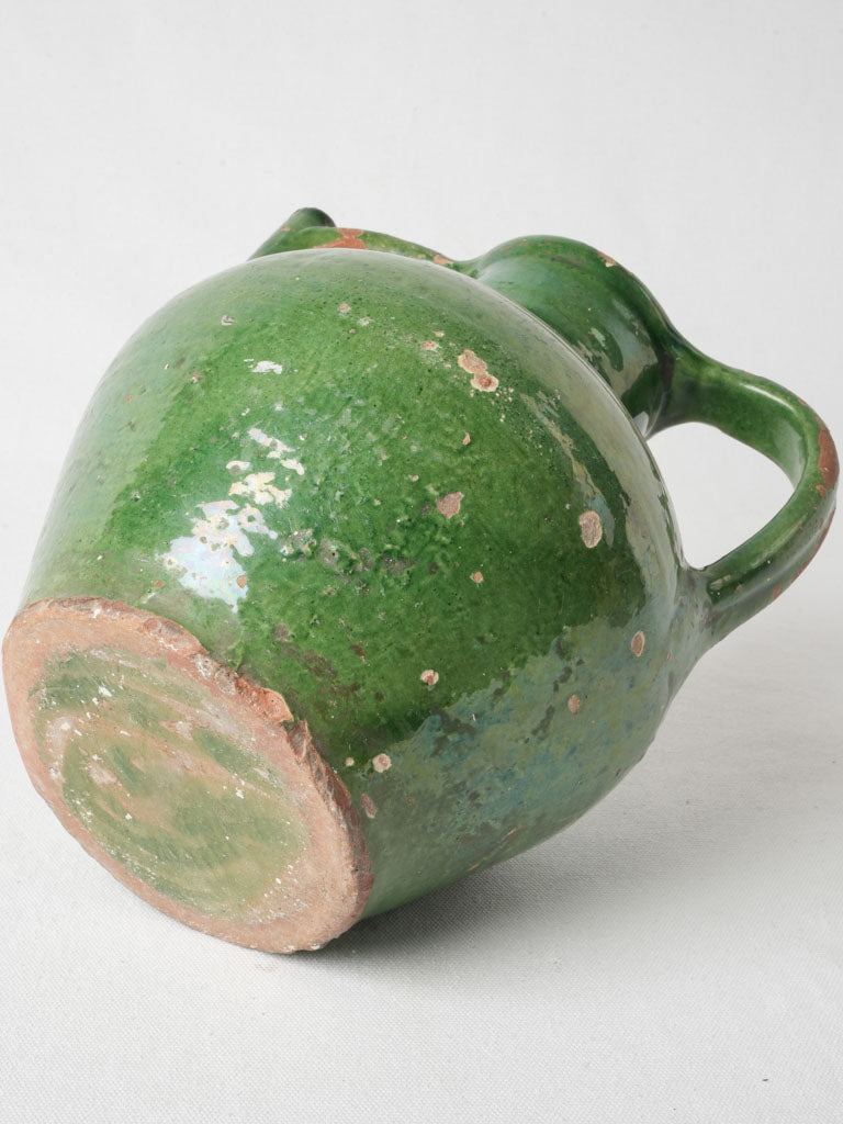 Deep green collectible vessel