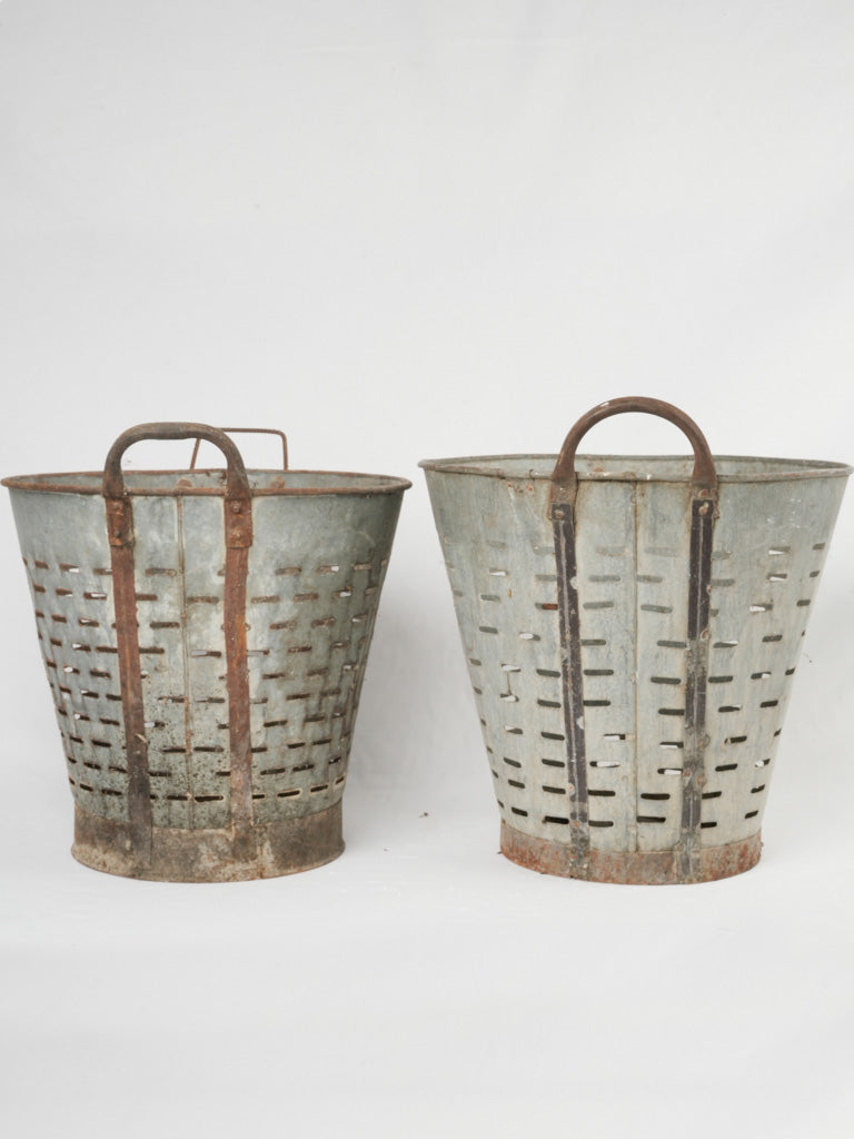 Durable vintage zinc olive vessels