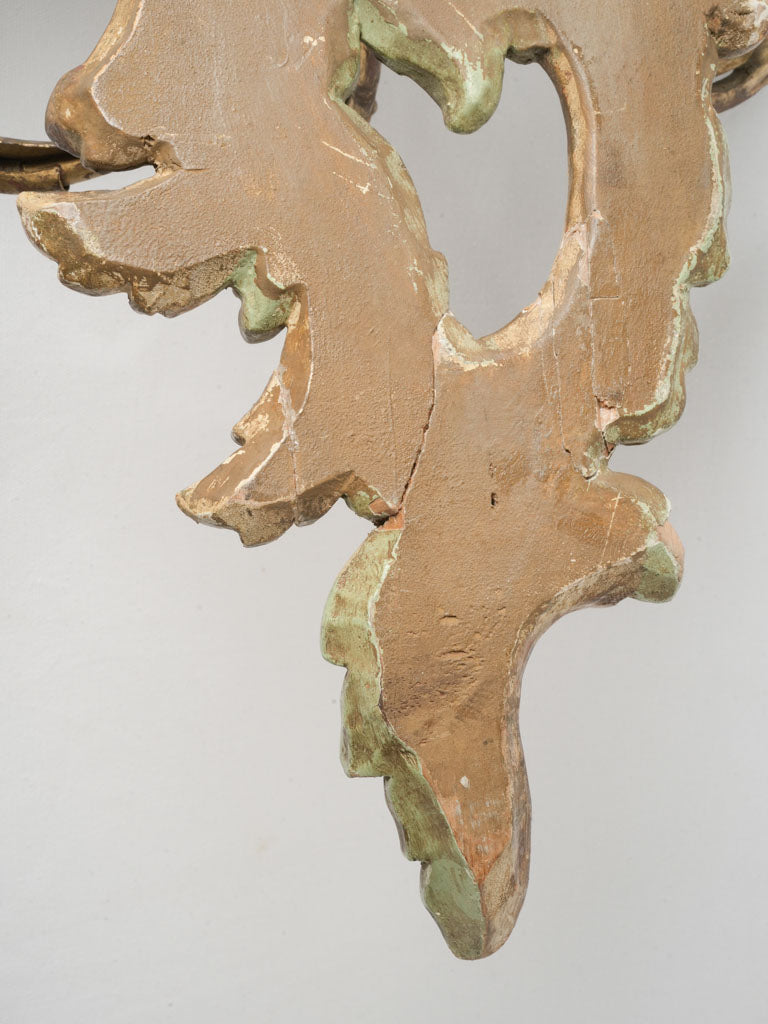 Refined sculpted embellishment sconce