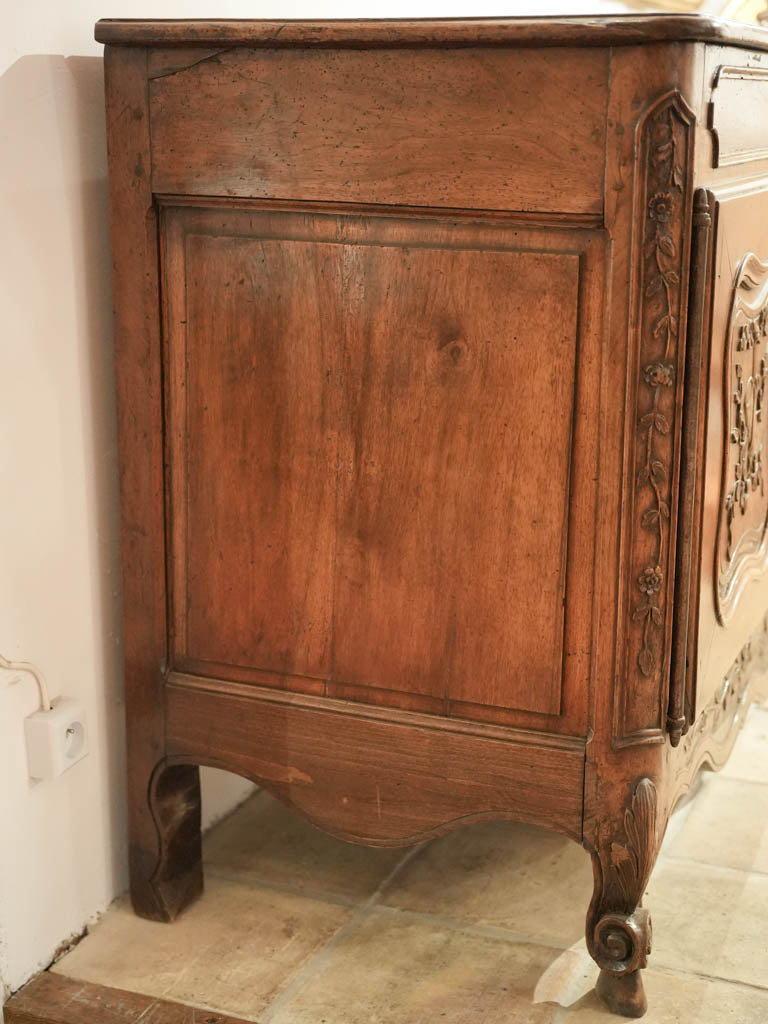 Stunning Louis XV floral walnut credenza