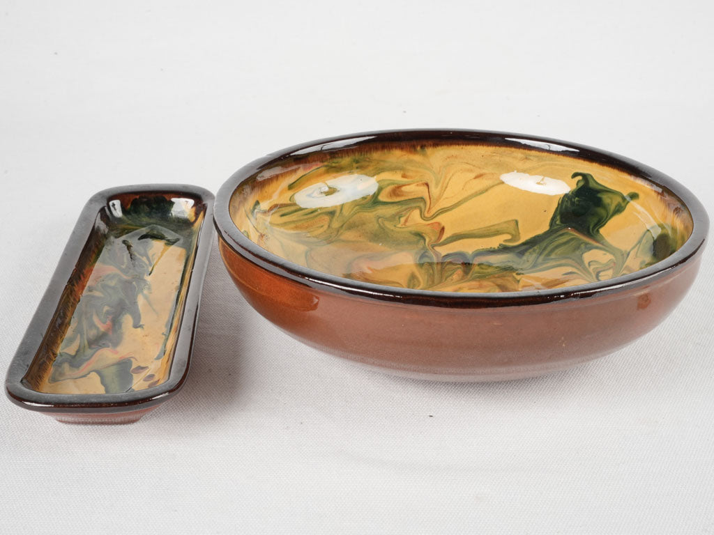 Ochre-green marbled ceramic dishware