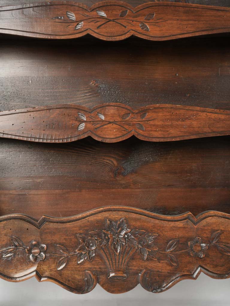 Finely Detailed Carved Walnut Kitchen Étagère