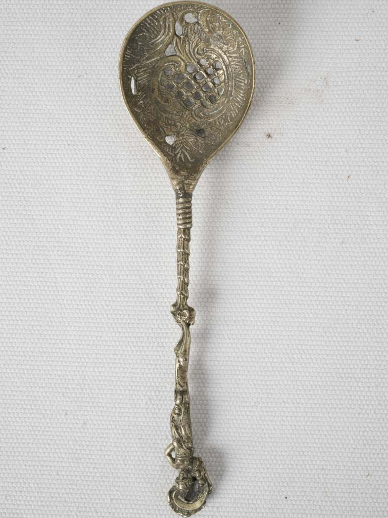 Acanthus-adorned sugar caster spoon