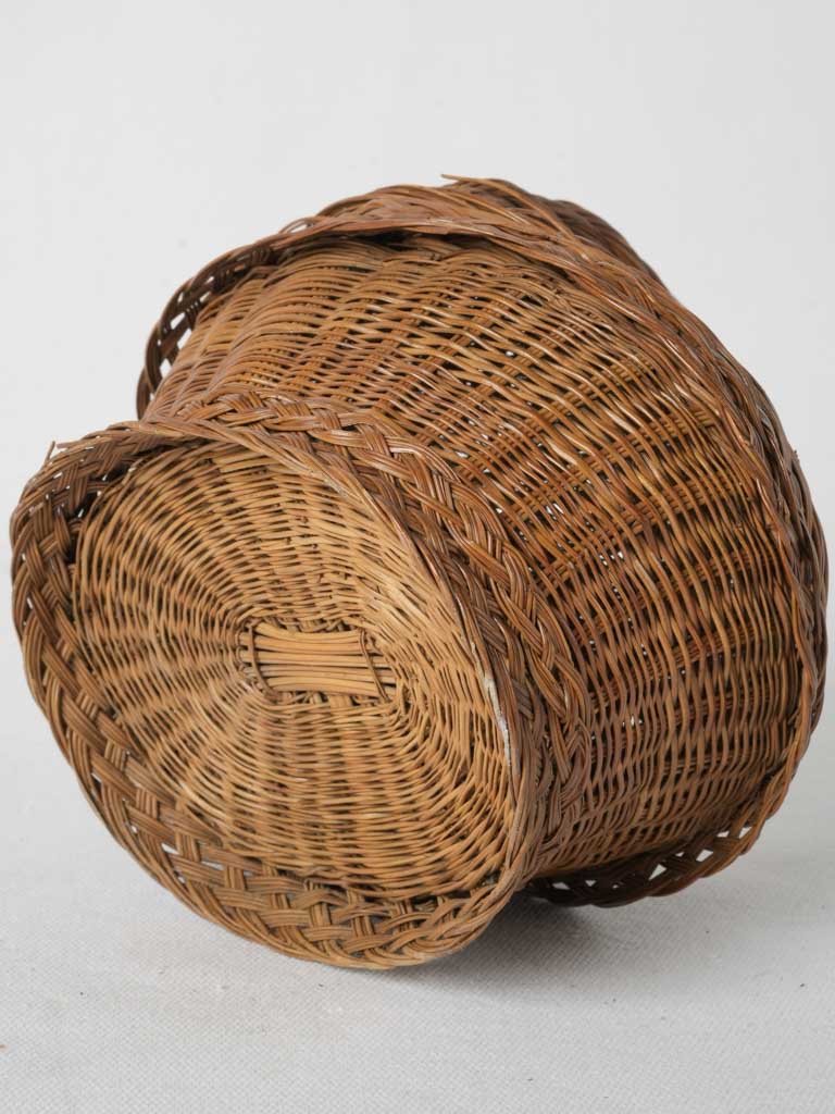 Rustic, Oval Wicker Trinket Case