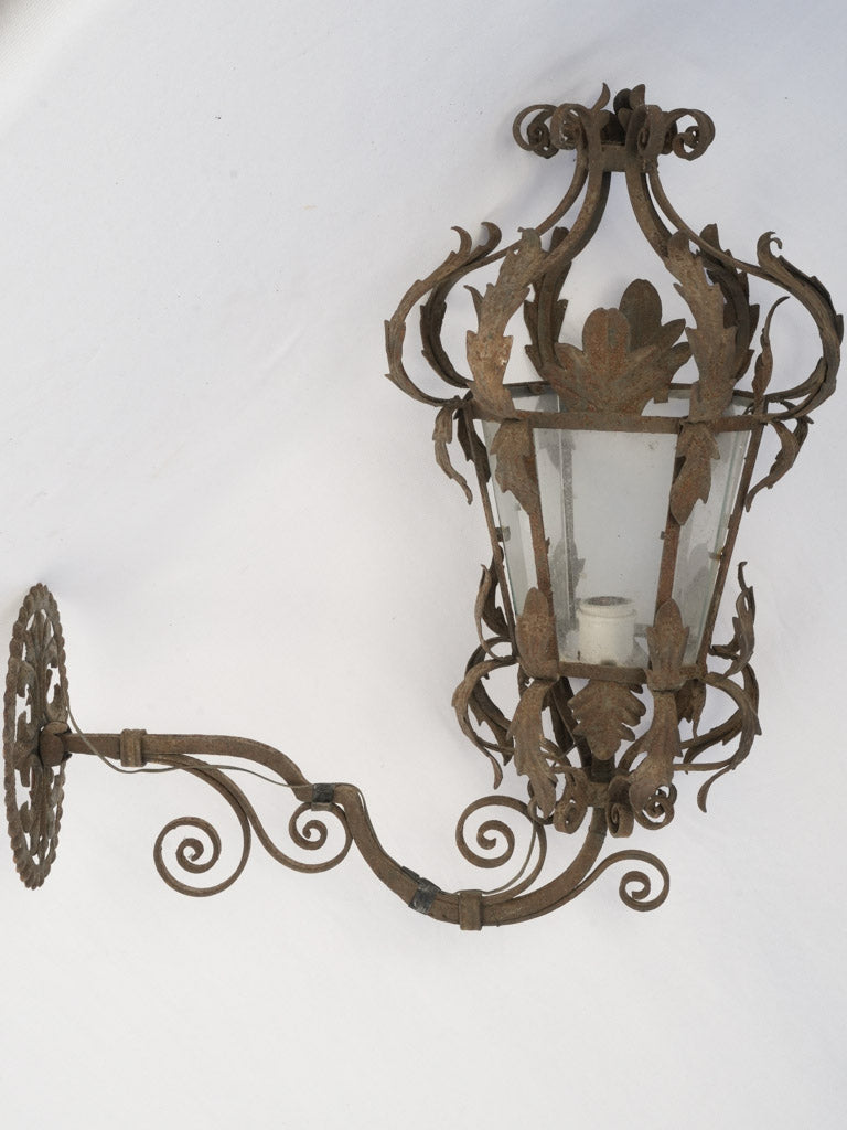 Elegant Italian wall lanterns